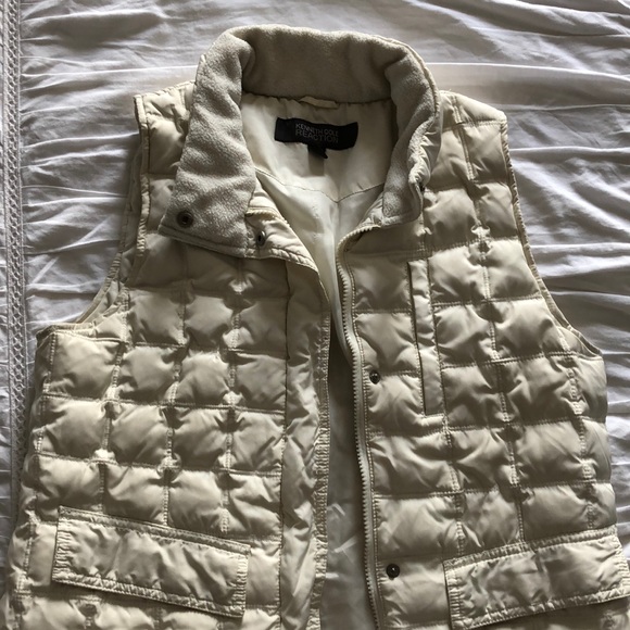 Kenneth Cole Reaction Jackets & Blazers - Kenneth Cole offwhite puffy vest